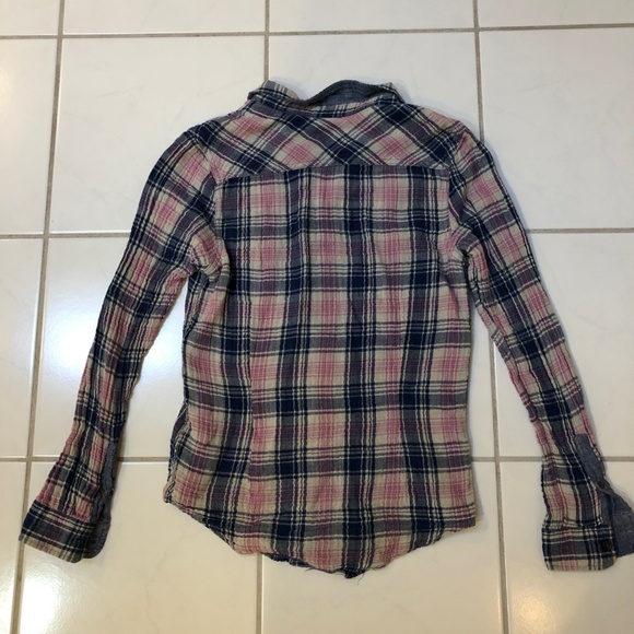 Blue and pink flannel - Picture 3 of 3